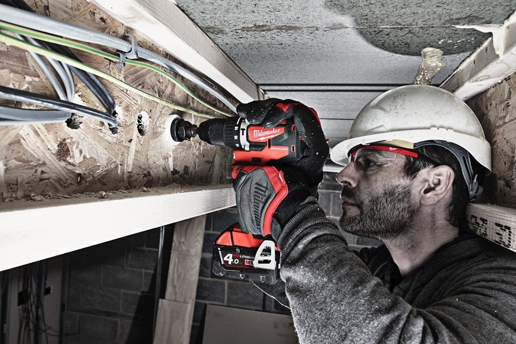 Mașină de găurit cu percuție, compactă cu motor fără perii Milwaukee M18 CBLPD-422C
