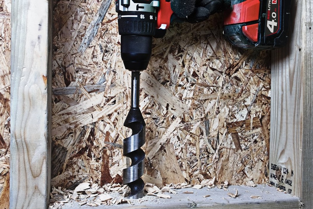 Mașină de găurit cu percuție, compactă cu motor fără perii Milwaukee M18 CBLPD-422C
